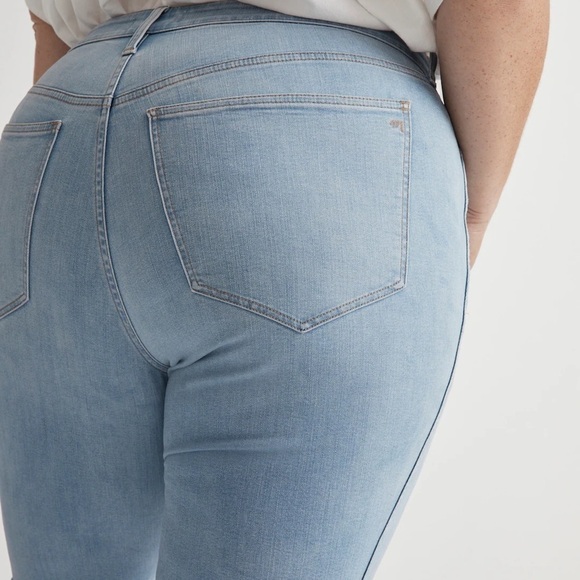 MadeWell jeans women Plus 10" High-Rise Skinny Crop in Charlemont Wash - Picture 4 of 10